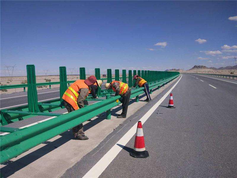 定南高速公路护栏